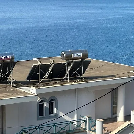 Giorgio Apartament *